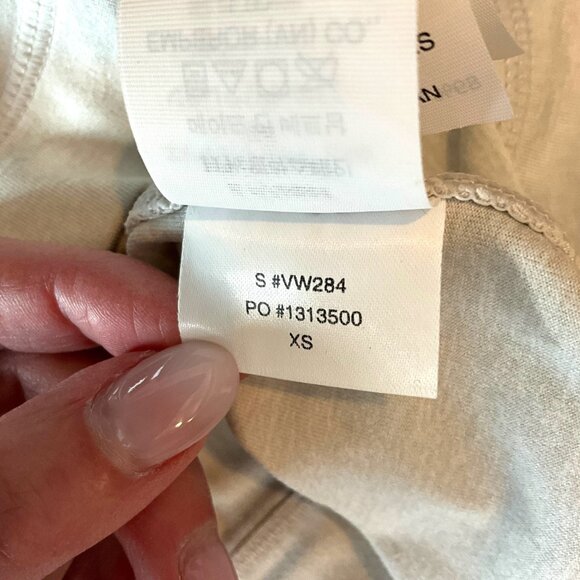 Vuori Halo Essential Half Zip Top Salt Heather Size XS Women's Long Sleeve - Picture 8 of 8